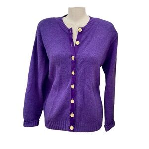 Gorgeous Purple vintage hand frame knit 100% wool cardigan